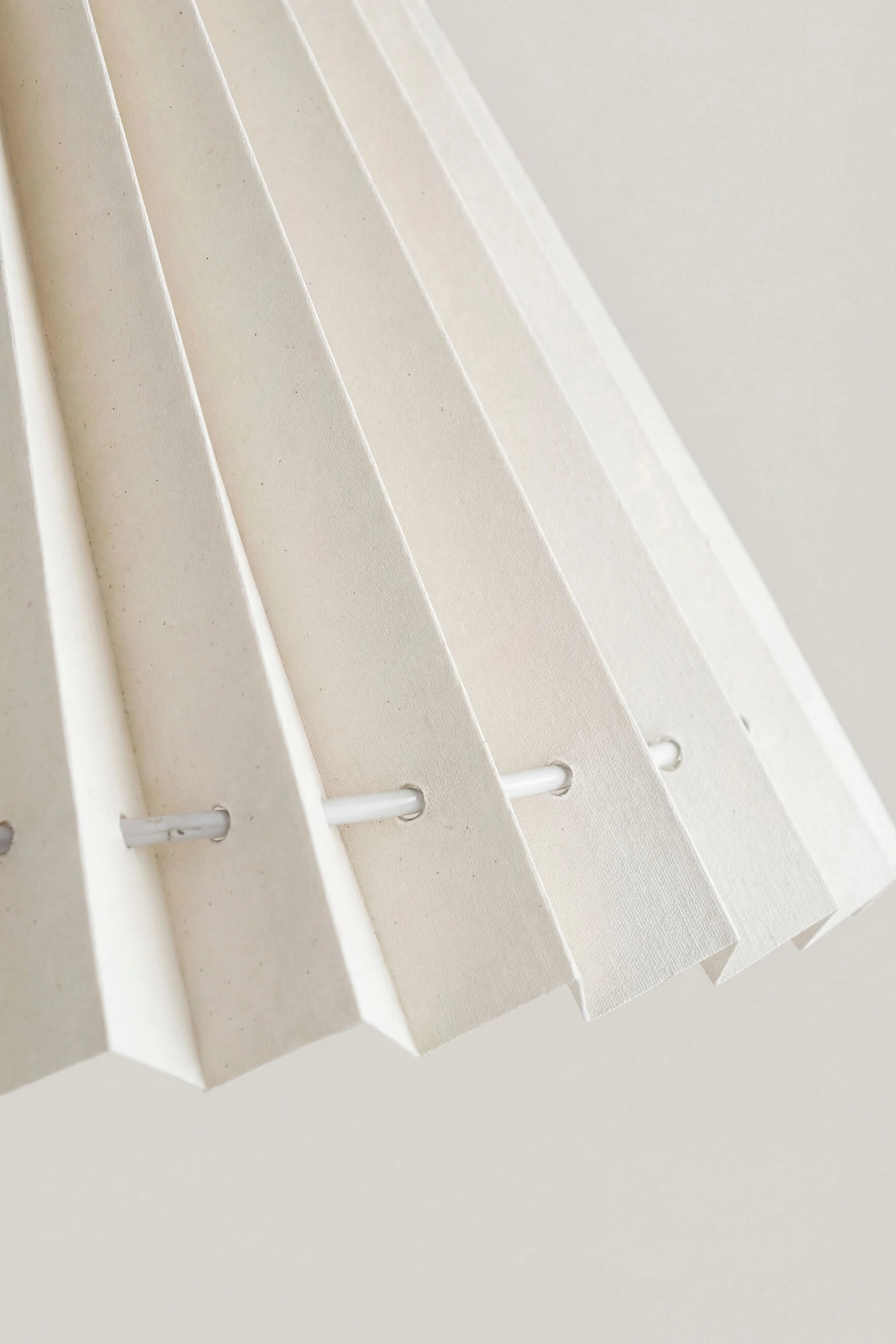 Pilili Şapkalı Ahşap Abajur