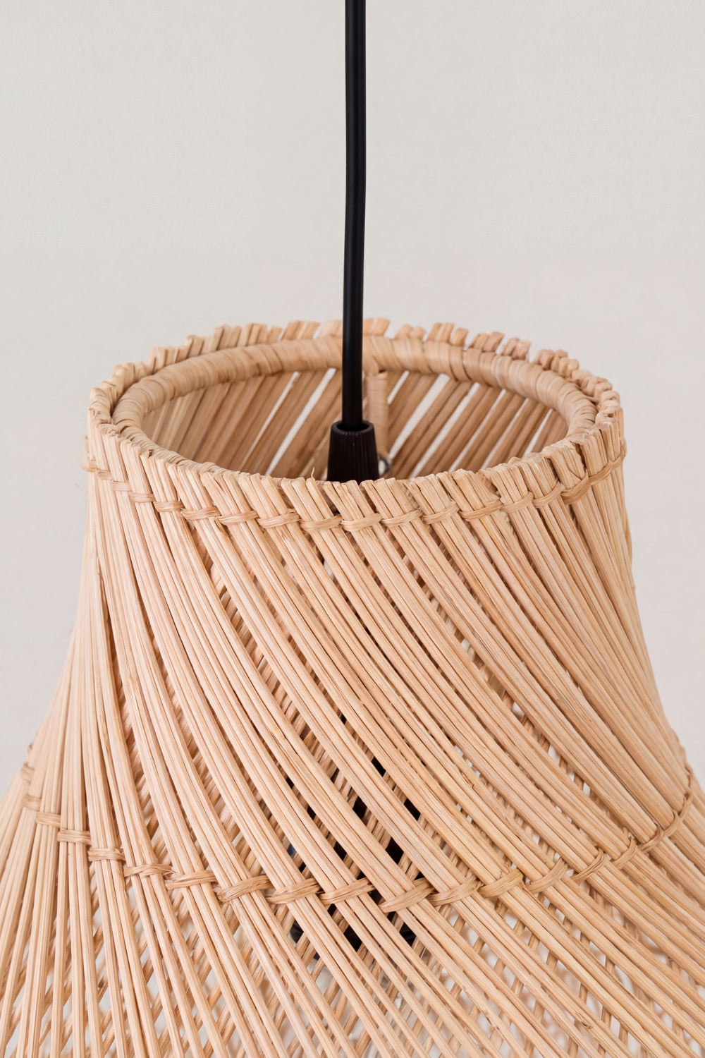 Rattan Sarkıt Aydınlatma